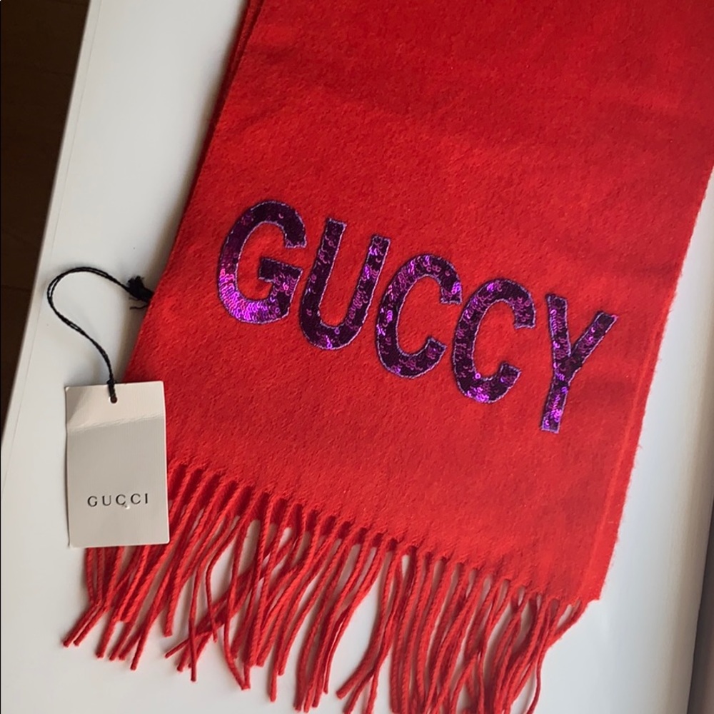 Gucci New Authentic scarf  cashmere and silk
